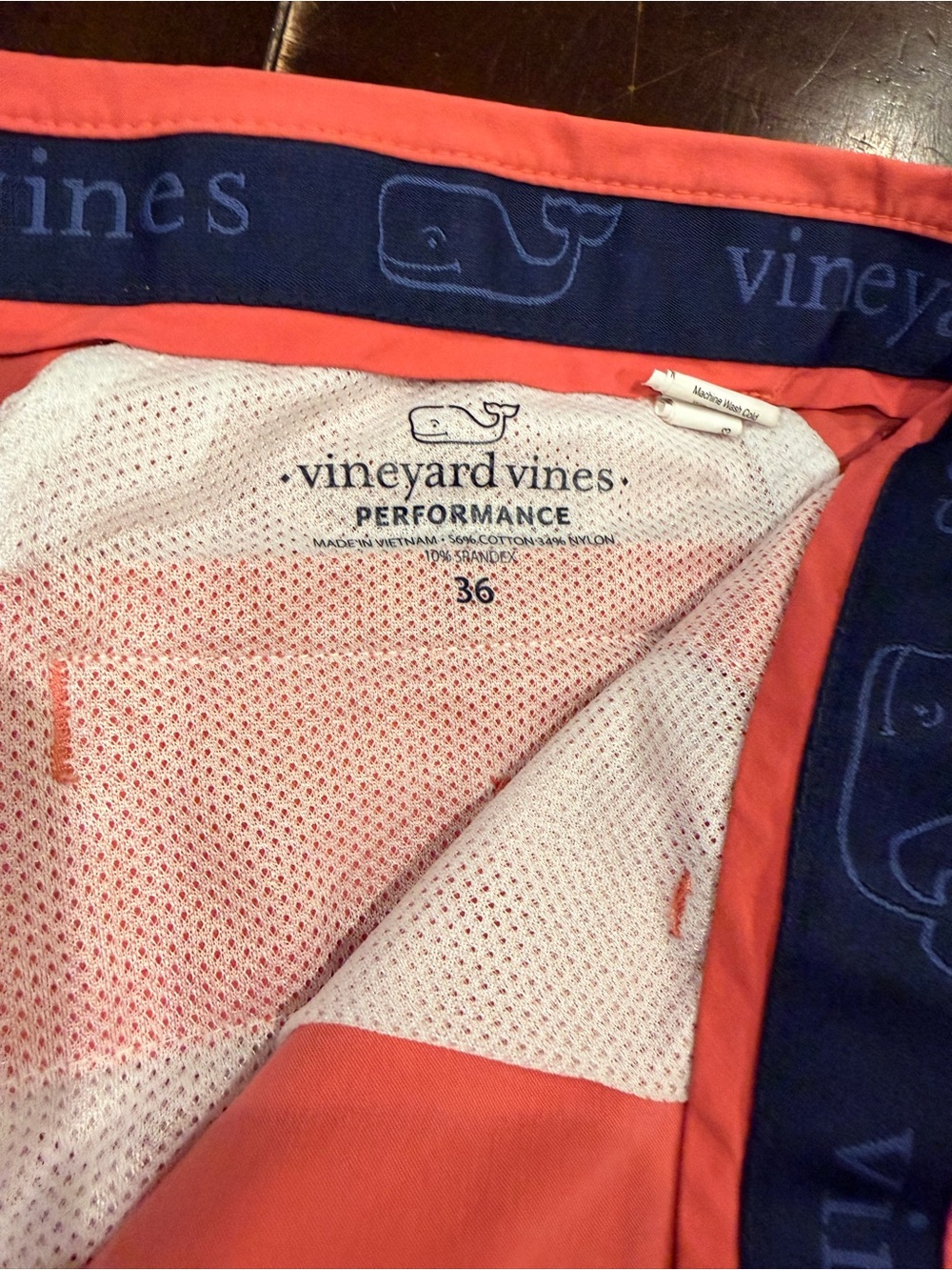 Vineyard Vines Two Pack Men’s 8” Performance Shorts in Light Gray & Coral - Picture 4 of 7